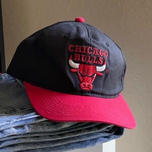 Vintage 90s Chicago Bulls Logo G Cap Snapback Hat NBA